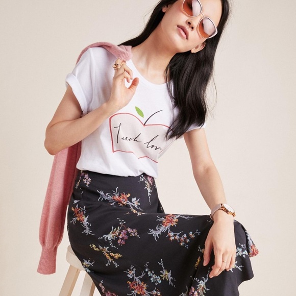 Teach Love x She's the First Graphic Tee - Picture 1 of 8